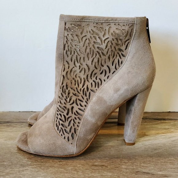 DVF Suede Peep Toe Heels 4"Taupe - Picture 2 of 12
